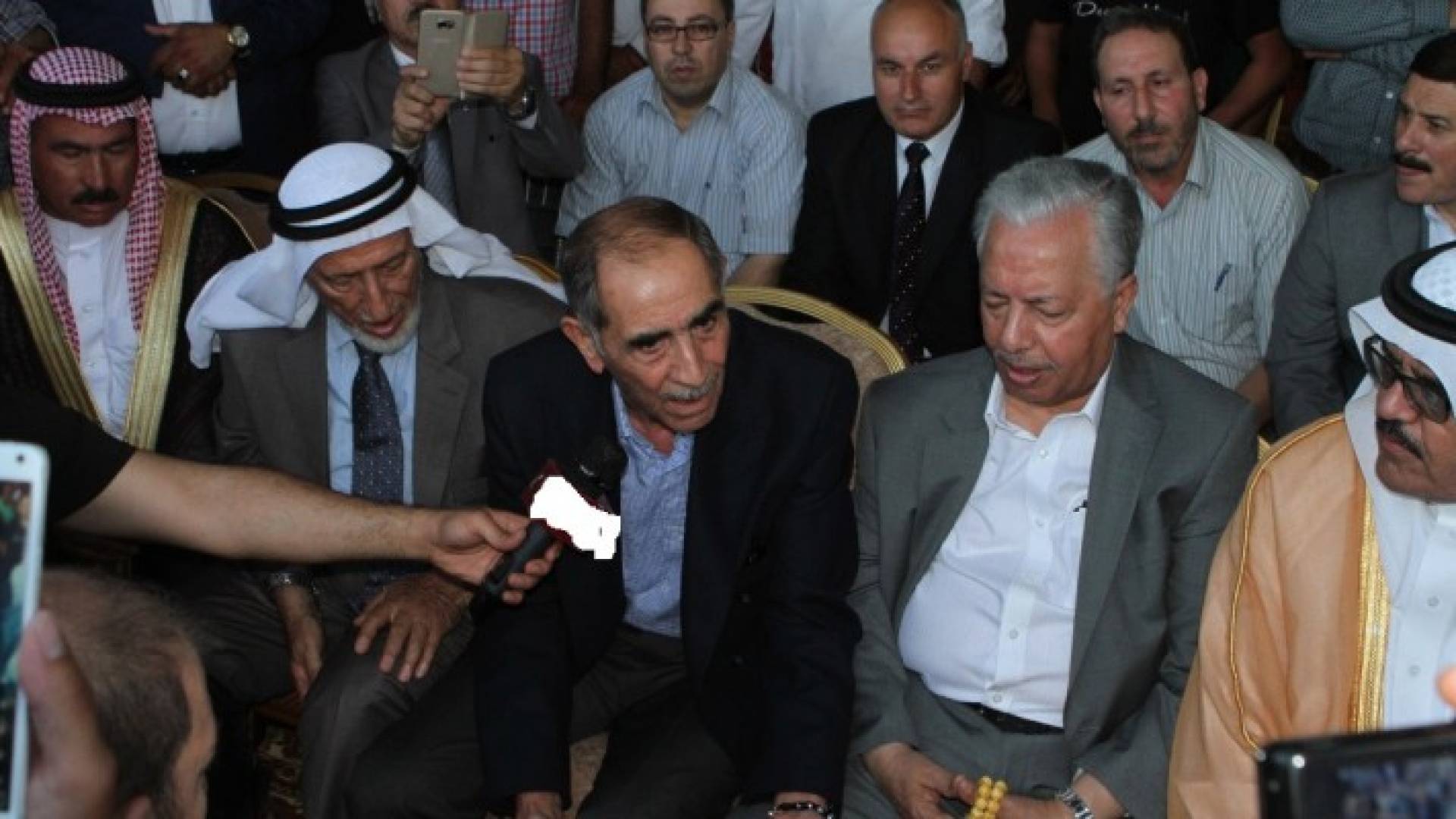 من المصالحة