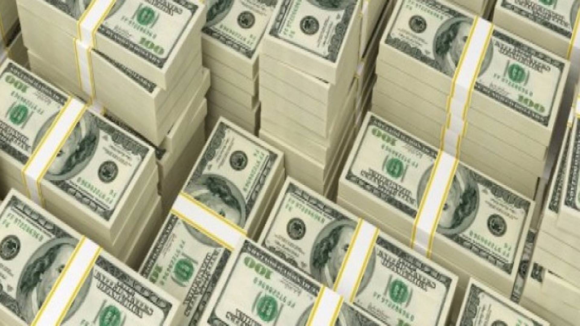 الدولار يسجل أكبر هبوط فصلي في 7 سنوات