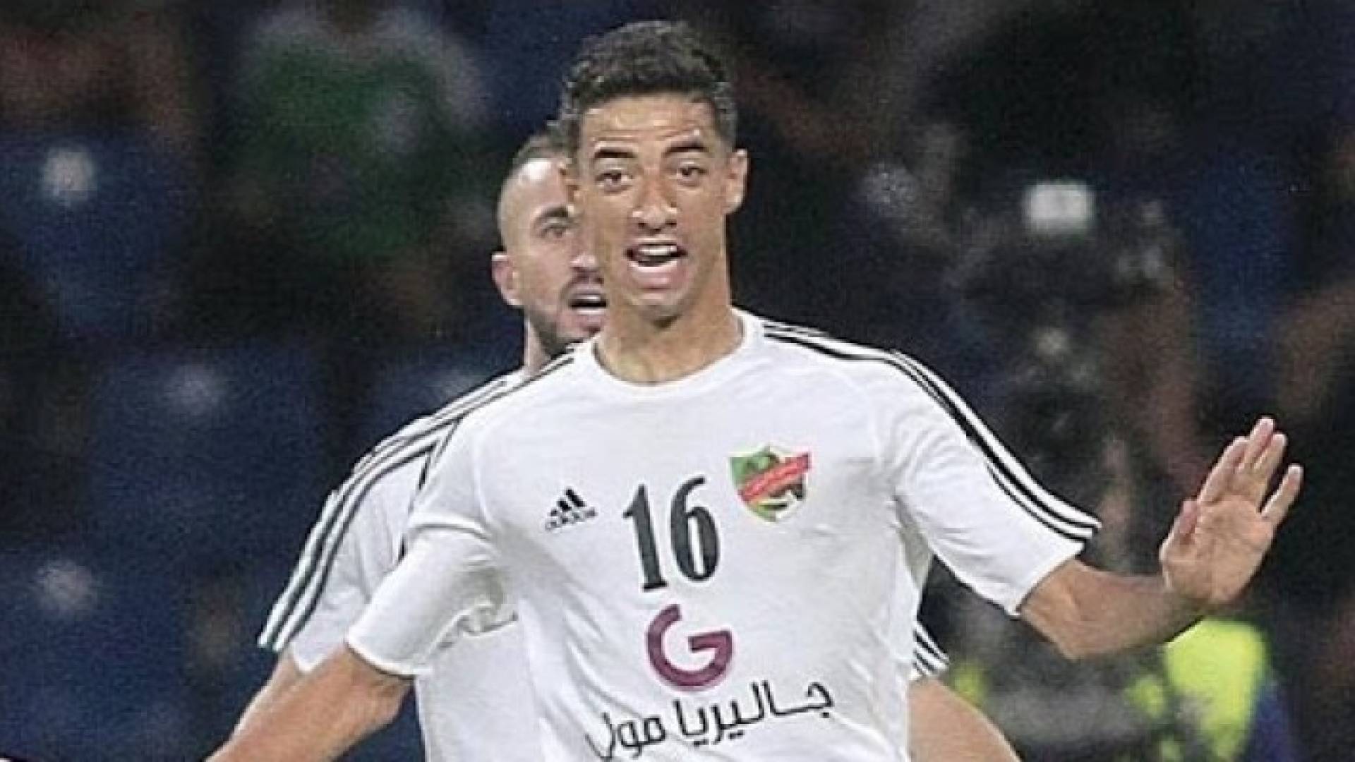 اللاعب يزن ثلجي