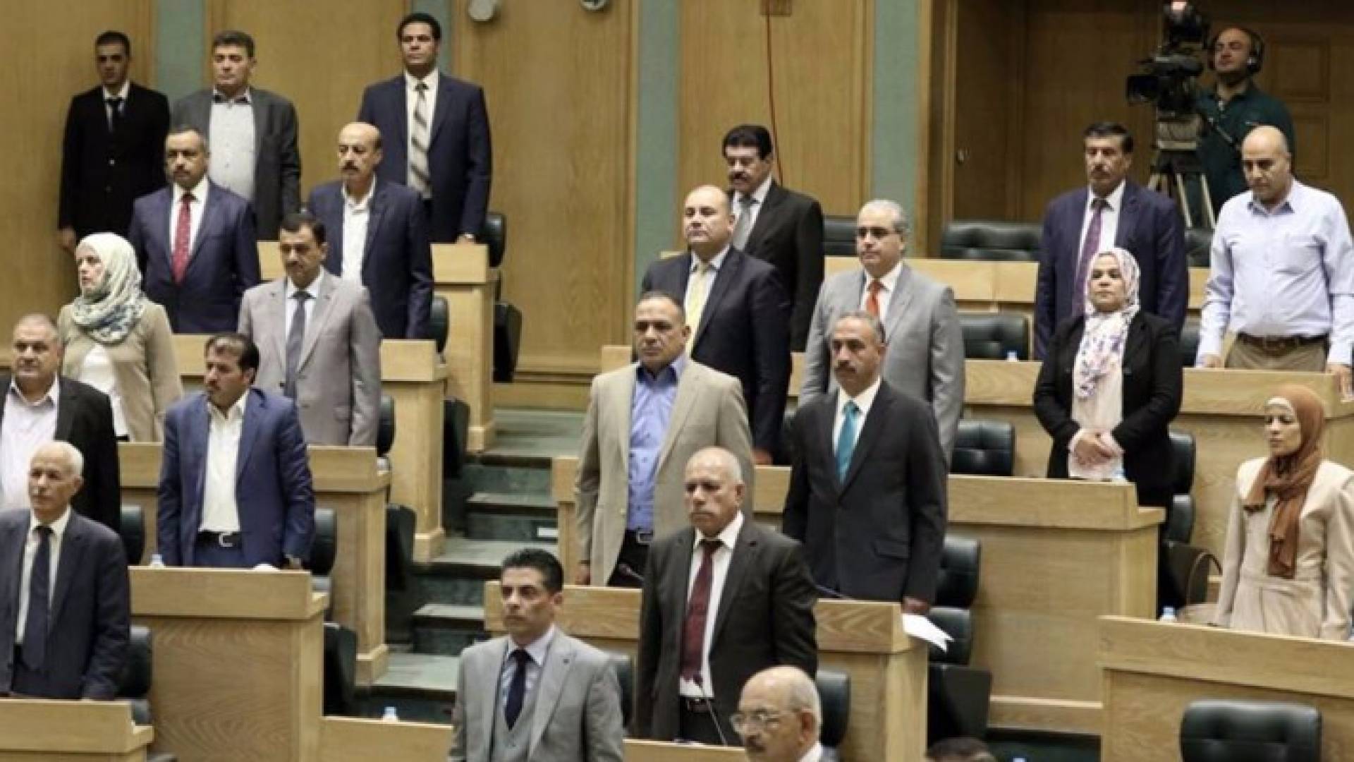 جانب من جلسة النواب في دورته الاستثنائية 