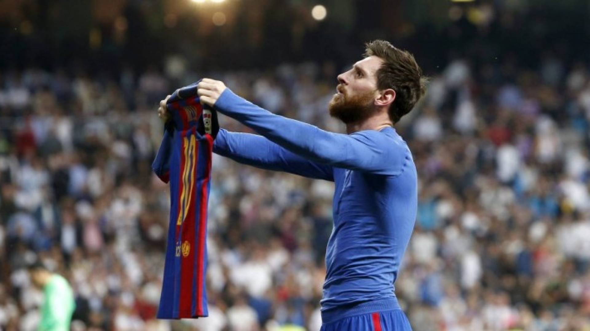 عقد ضخم من برشلونة إلى ميسي