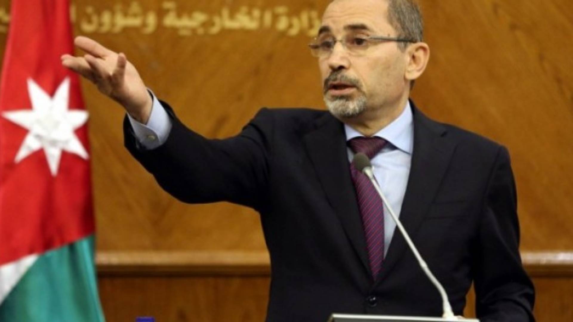 وزير الخارجية ايمن الصفدي 