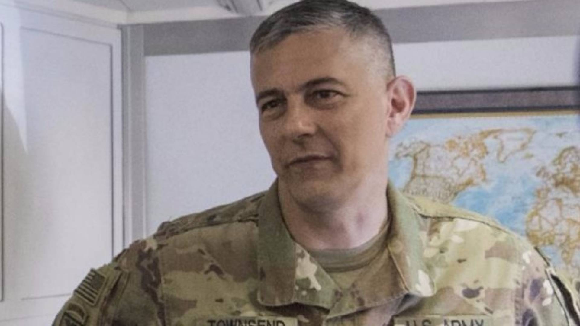 تاونسند أكد أنه لن تحدث تغييرات كبيرة في مستوى القوات الأميركية في العراق 