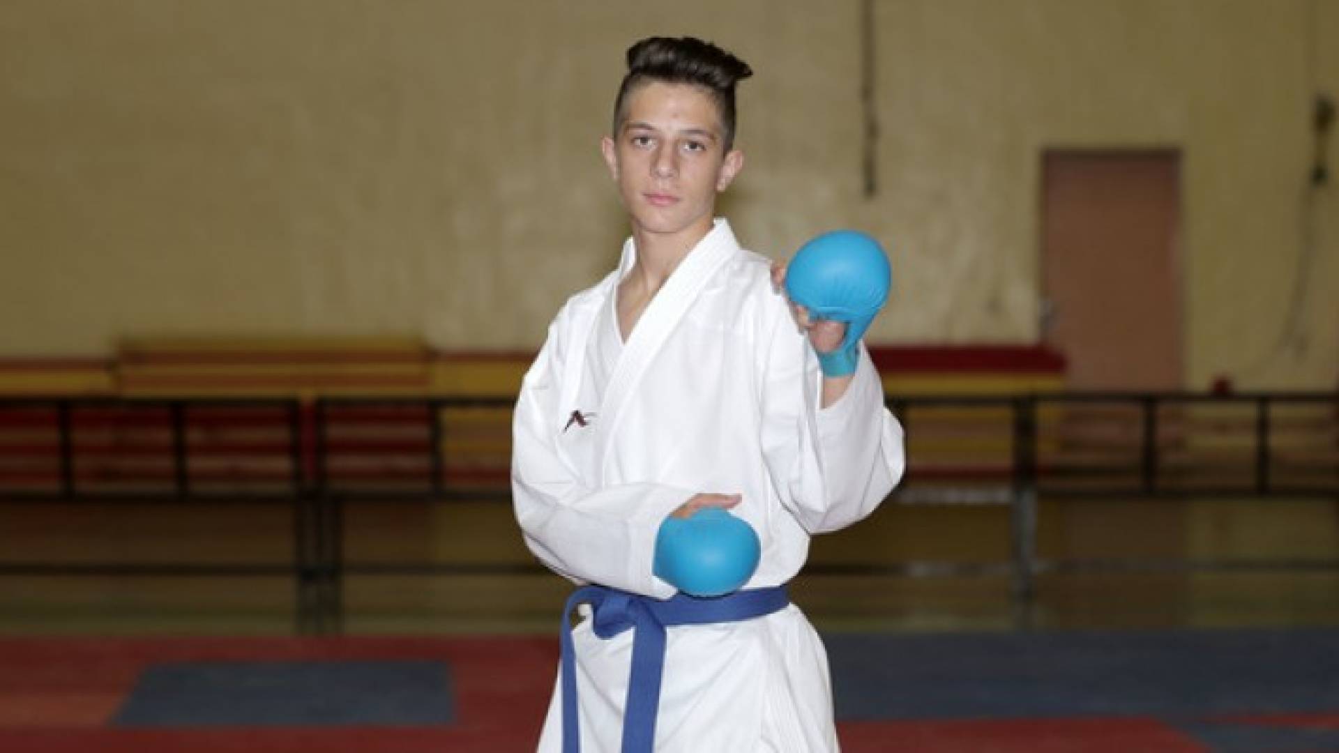  اللاعب عمر النجار