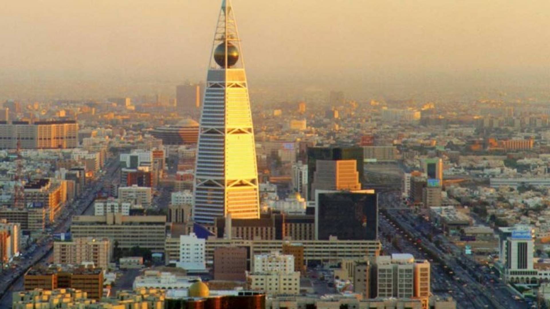 تراجع أسعار 100 سلعة وخدمة في السعودية