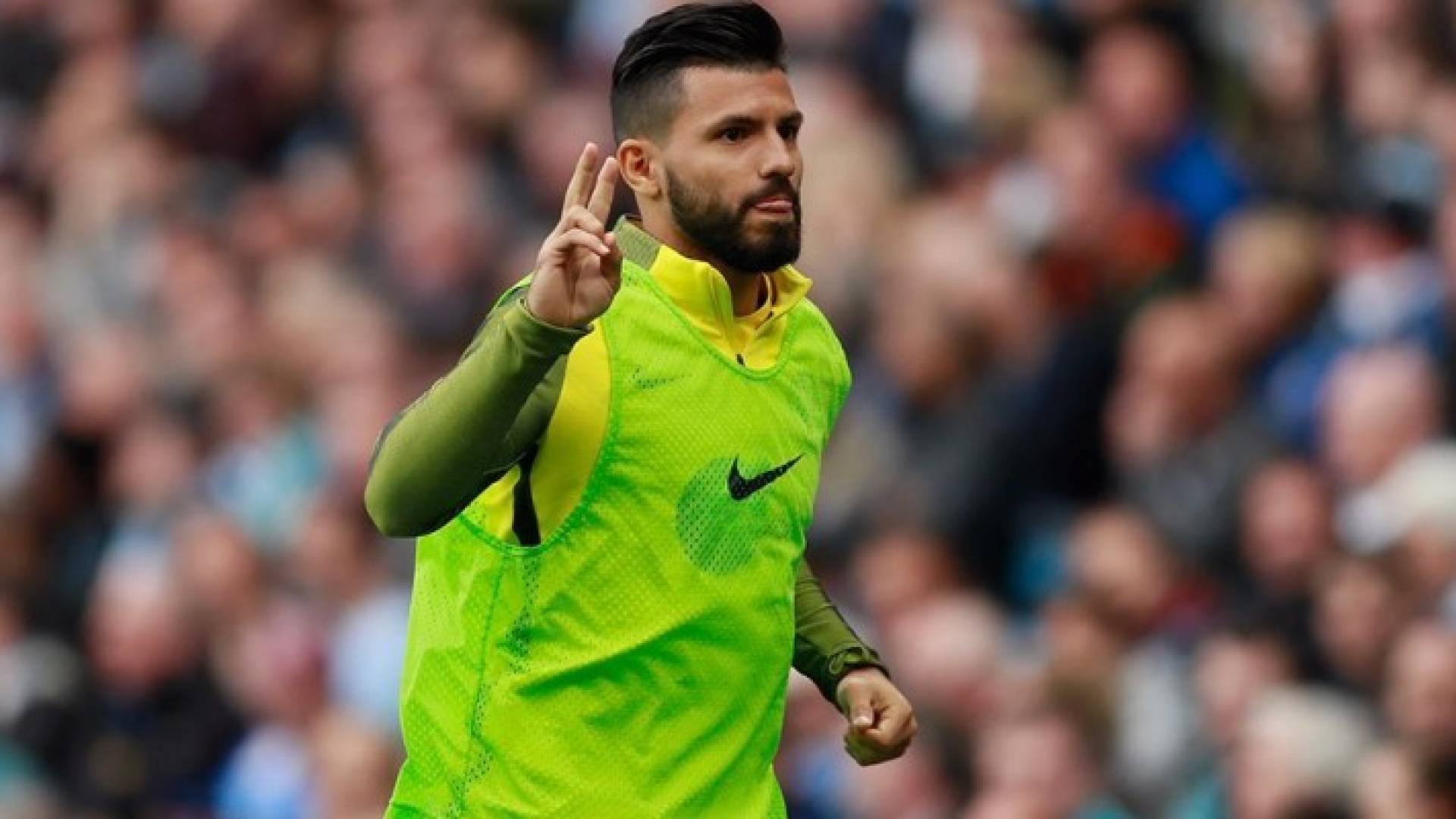 أغويرو باق في صفوف الـ"سيتي"