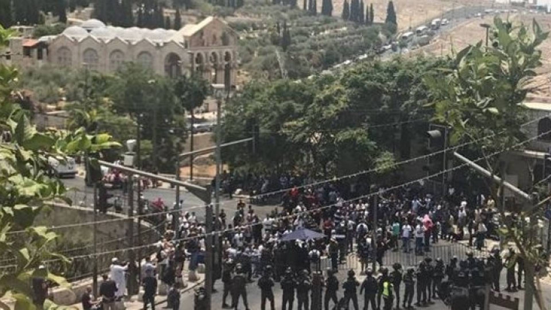 المقدسيون ينتفضون في وجه المحتل