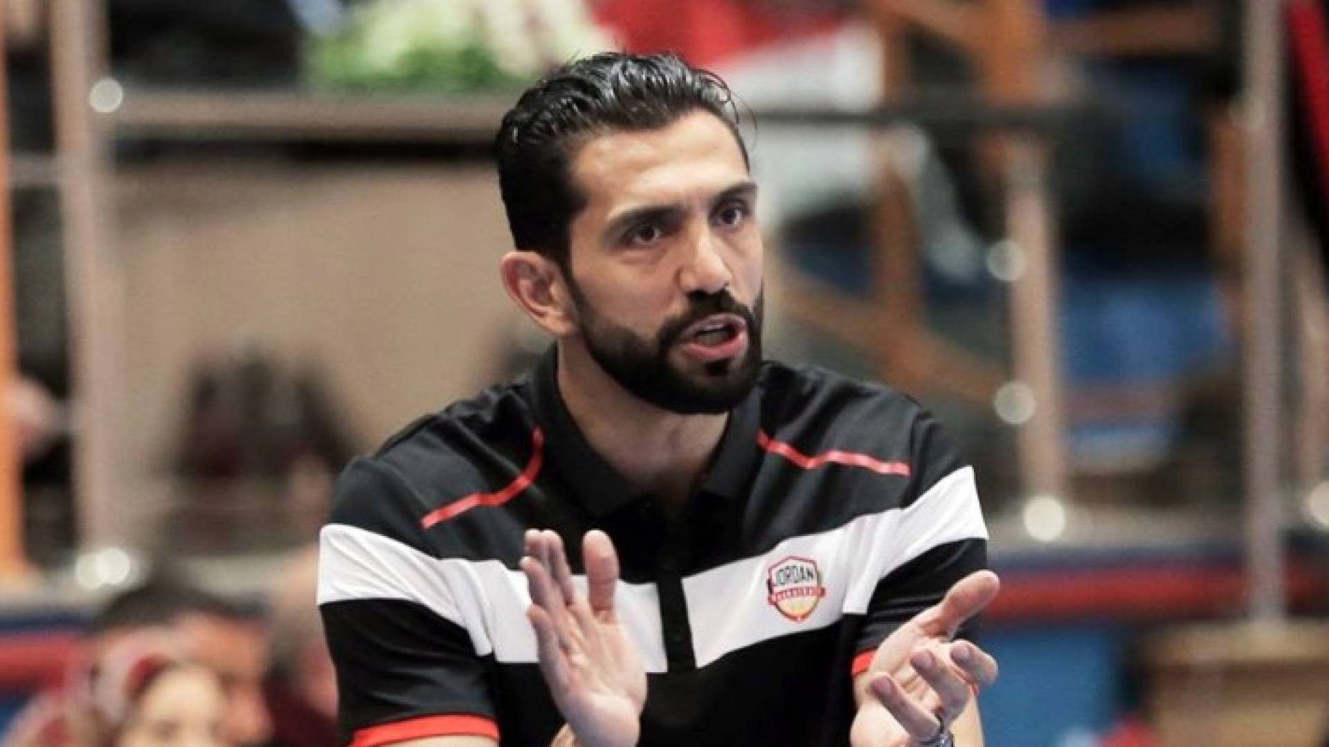 المدير الفني للمنتخب الوطني الأول لكرة السلة سام دغلس