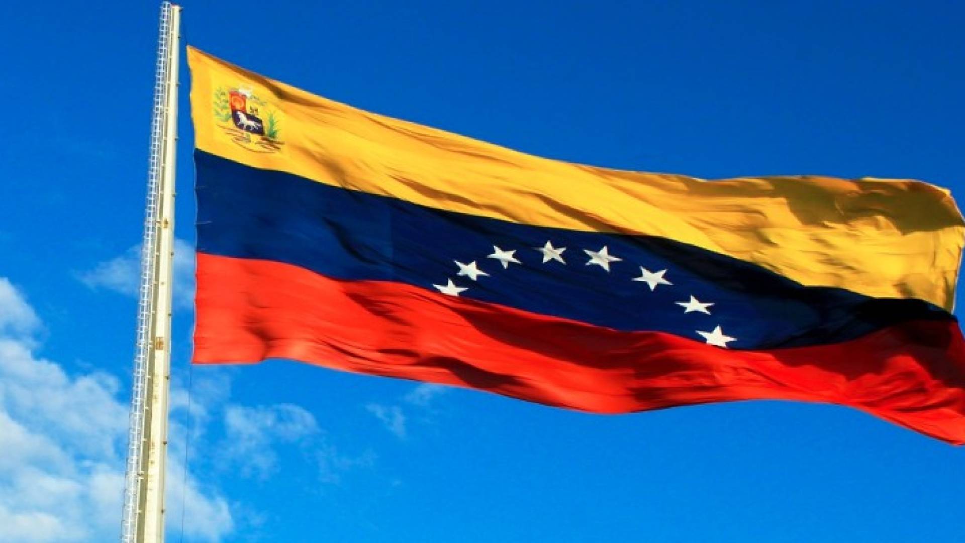 علم فنزويلا 