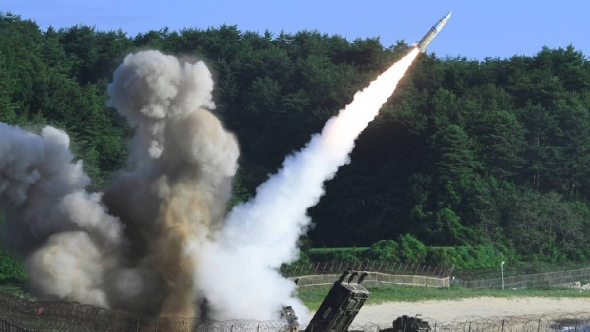 مناورة عسكرية أمريكية ردا على صاروخ بيونغيانغ