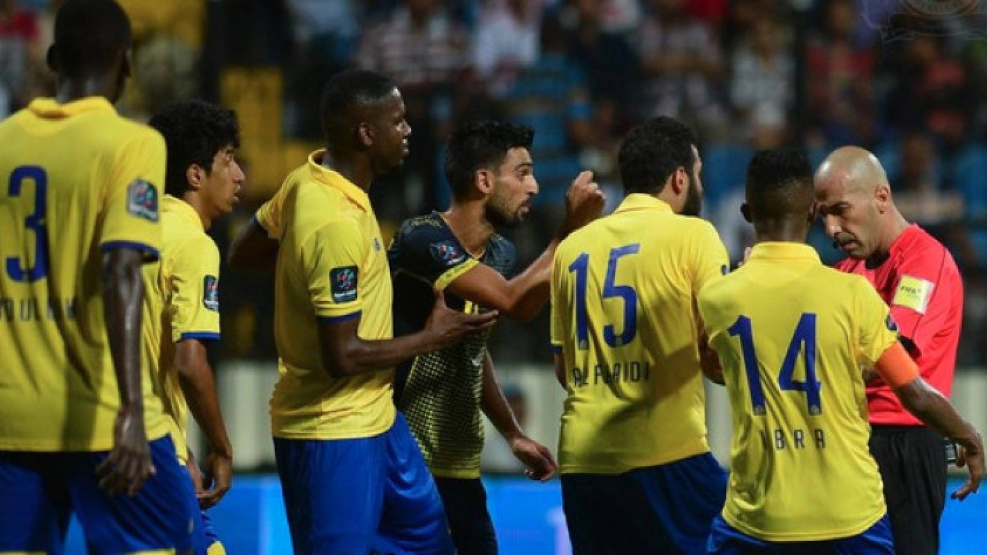 جانب من مواجهة النصر الأخيرة التي خسرها أمام الفتح الرباطي 4-0