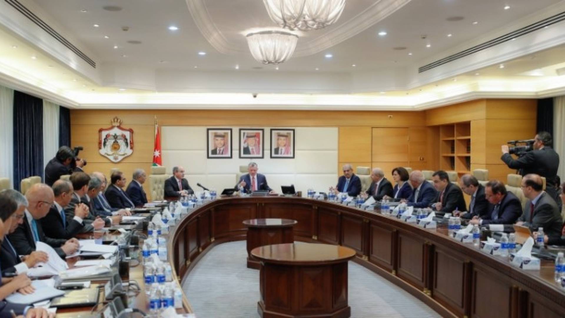 جانب من الجلسة 