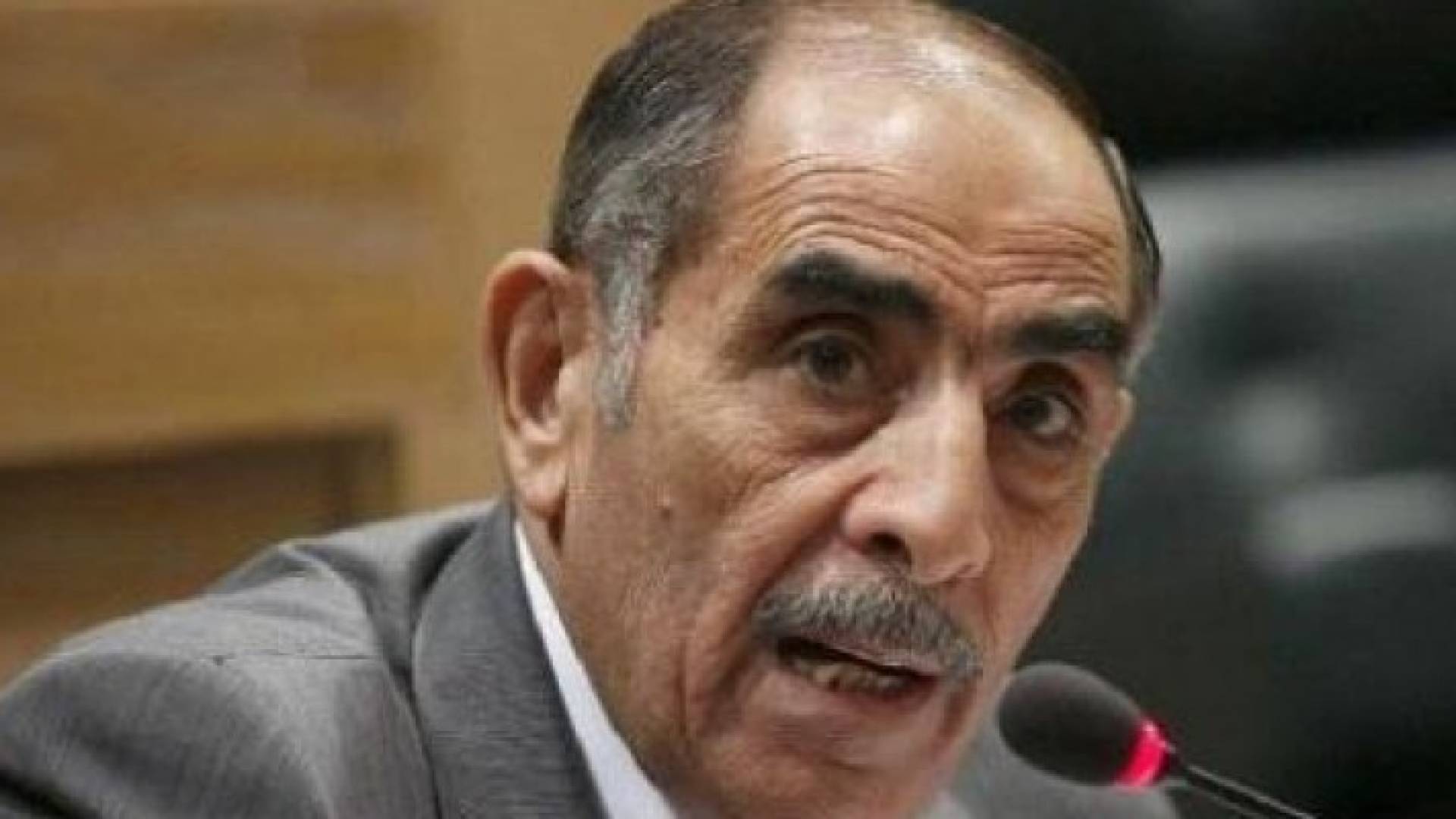 وزير الداخلية غالب الزعبي