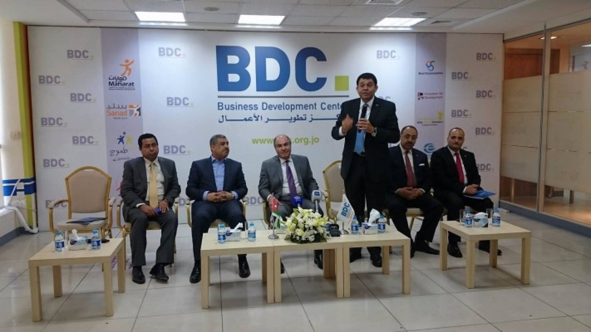 زيارة الملقي والغزاوي لمركز تطوير الأعمال BDC للاطلاع على برامج المركز