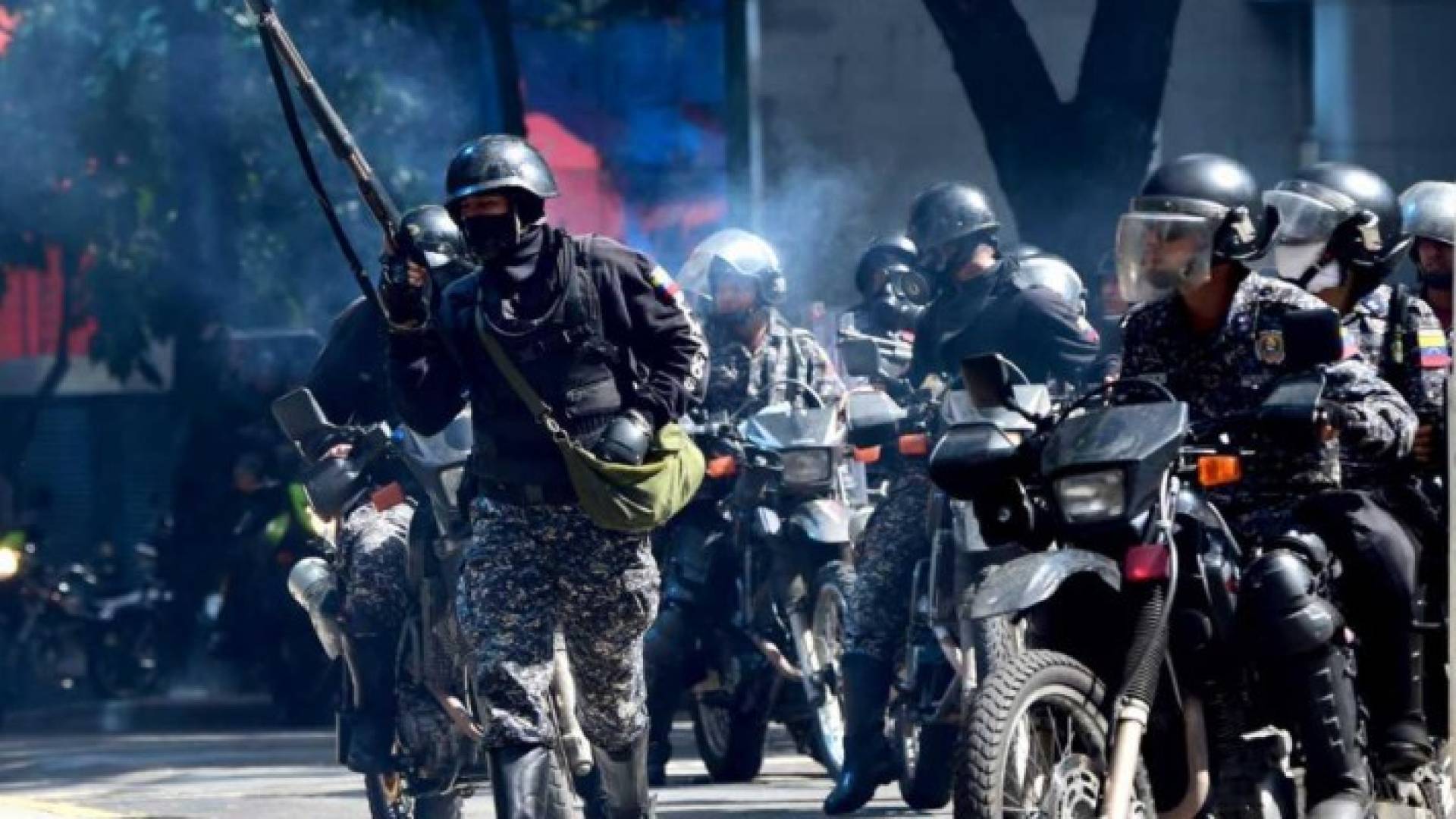 العشرات قتلوا منذ بدء الاحتجاجات في أبريل الماضي.