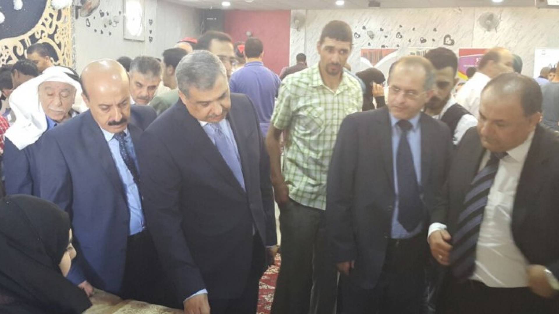 وزير العمل يفتتح المعرض التشغيلي الأول في لواء الرصيفة