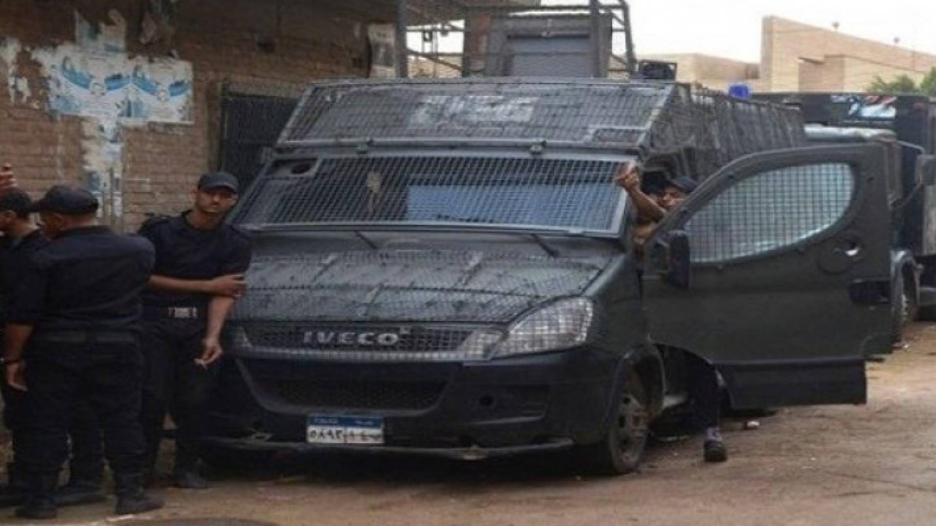 قوات الأمن المصرية تنتشر في القرية لمنع تجدد الاشتباكات