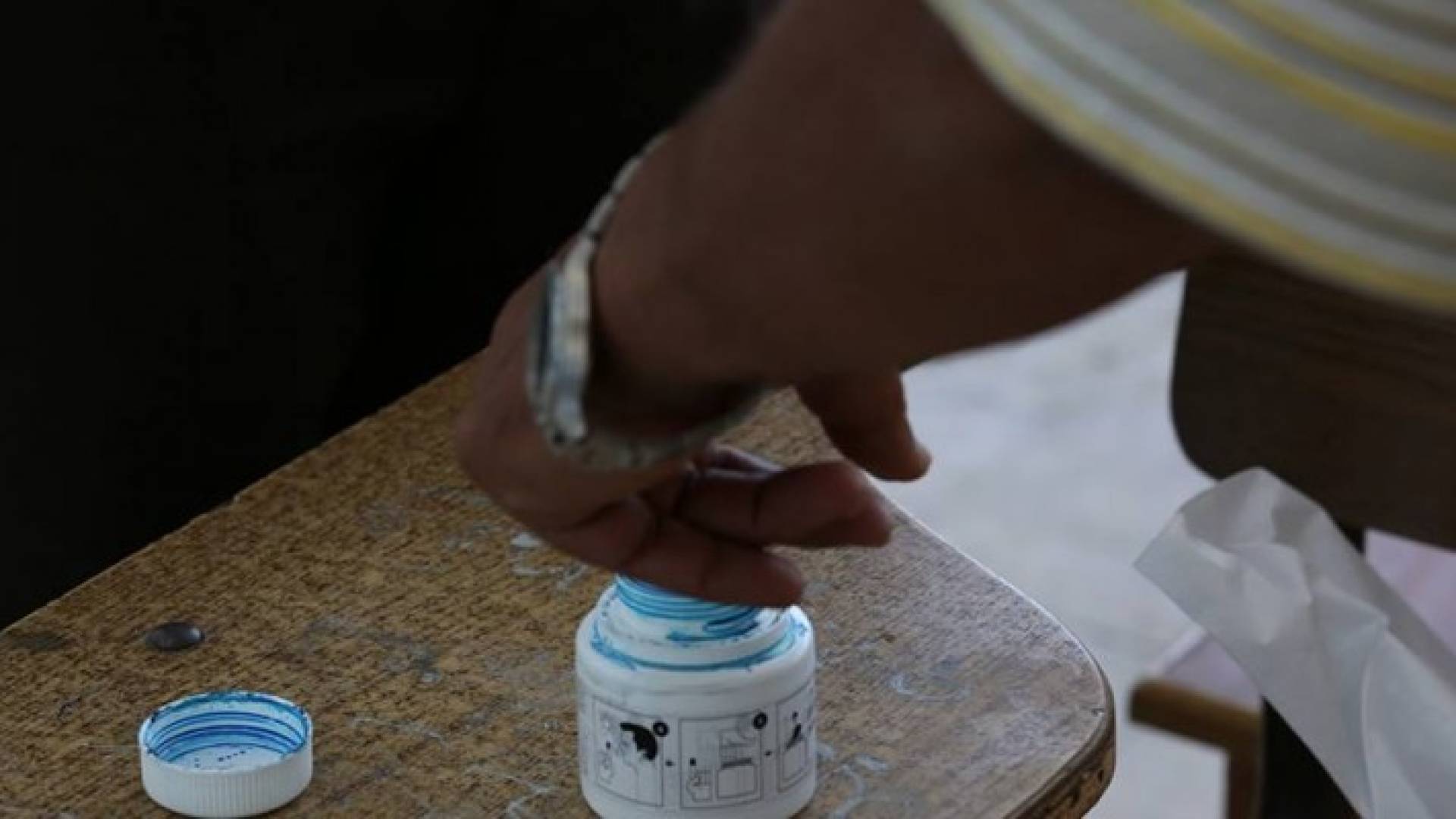 الصورة من احد مراكز الاقتراع