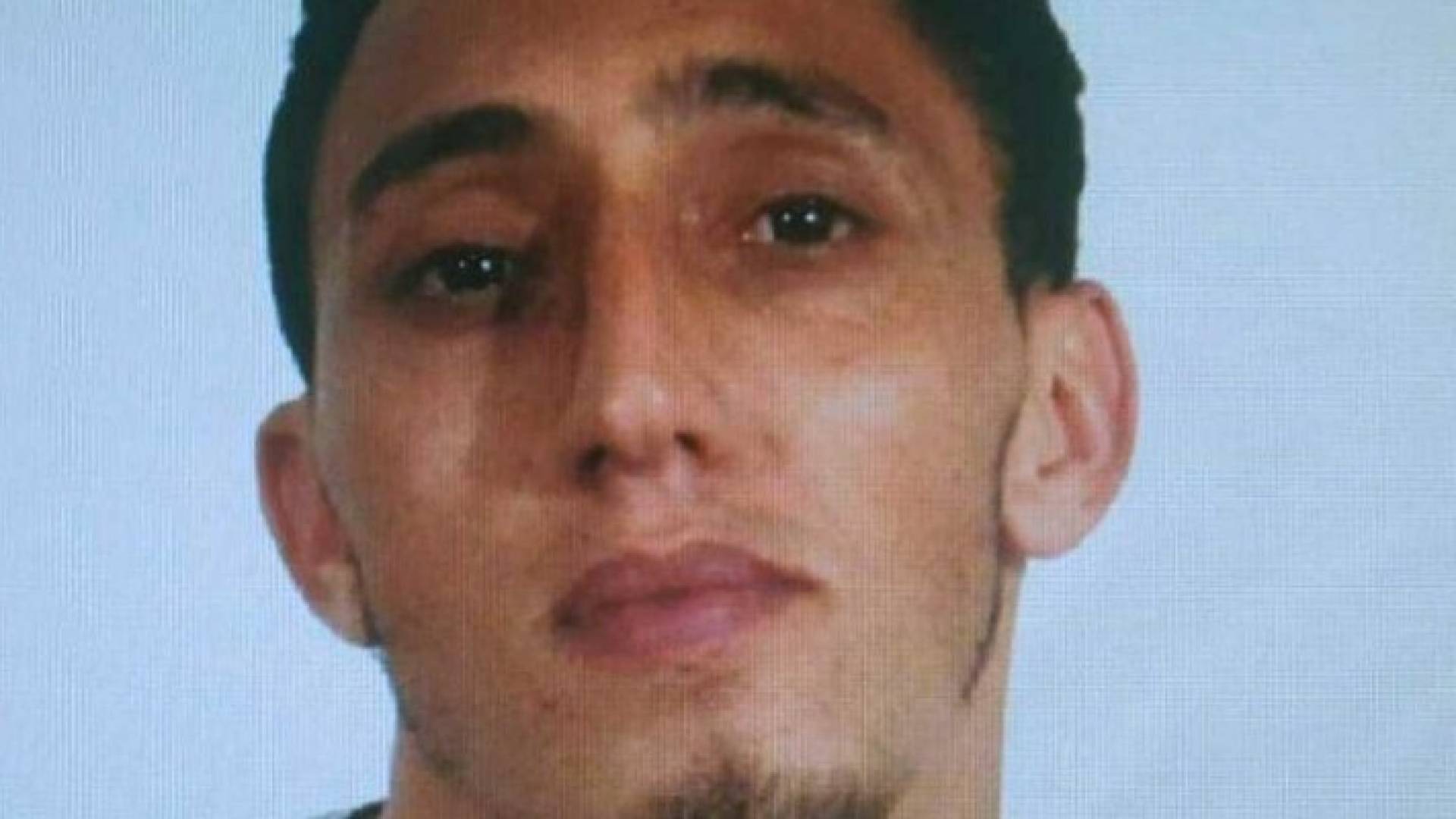 صورة نشرتها الباييس لمن قالت إنه إدريس أوكابير.