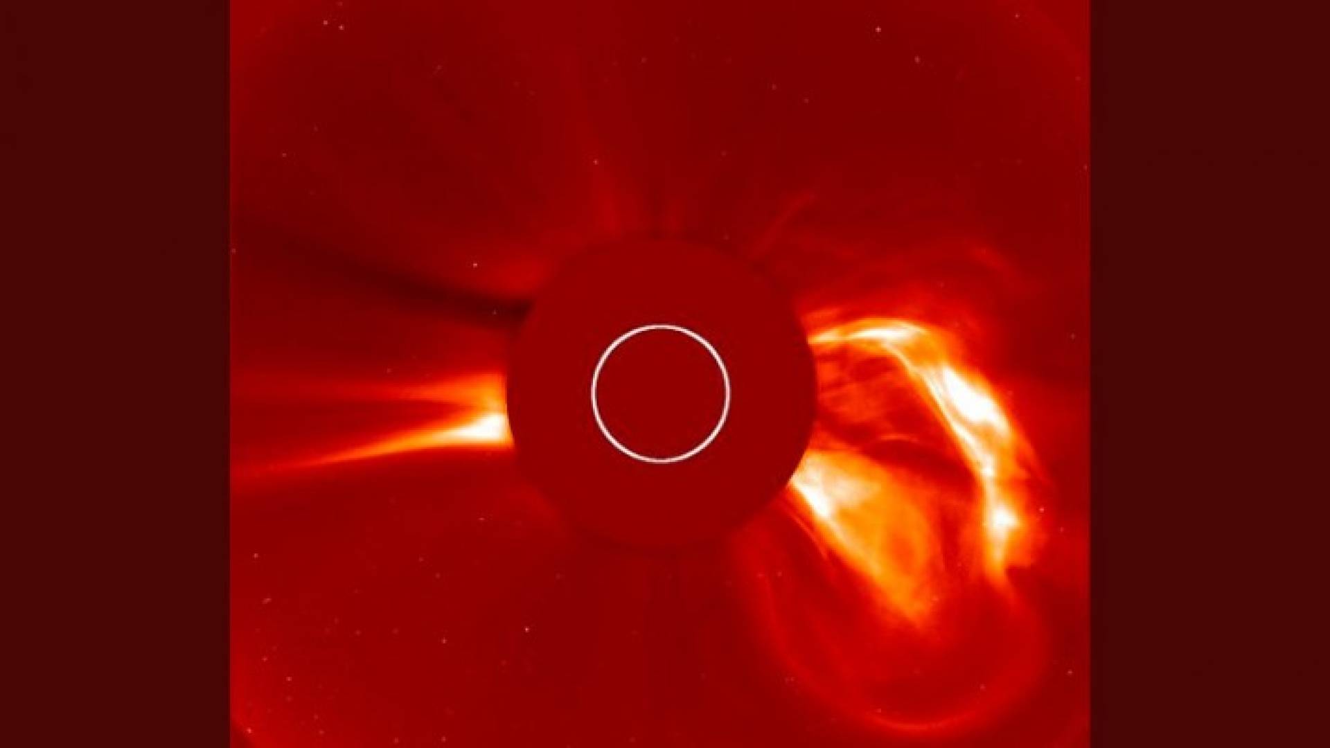 انفجار شمسي يضرب 10 مركبات فضائية!