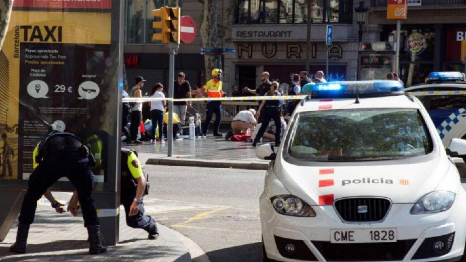  الشرطة الإسبانية تتعامل مع حادث الدهس