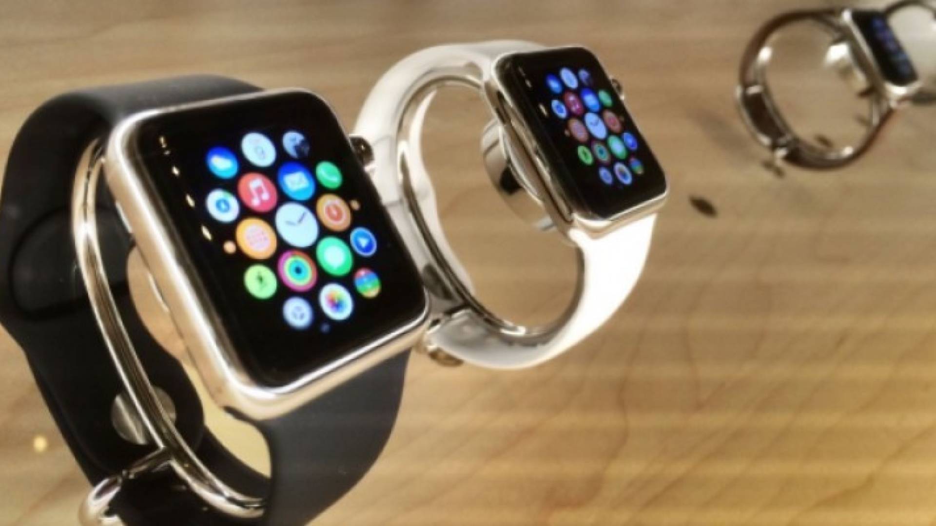الساعات الذكية Apple Watch