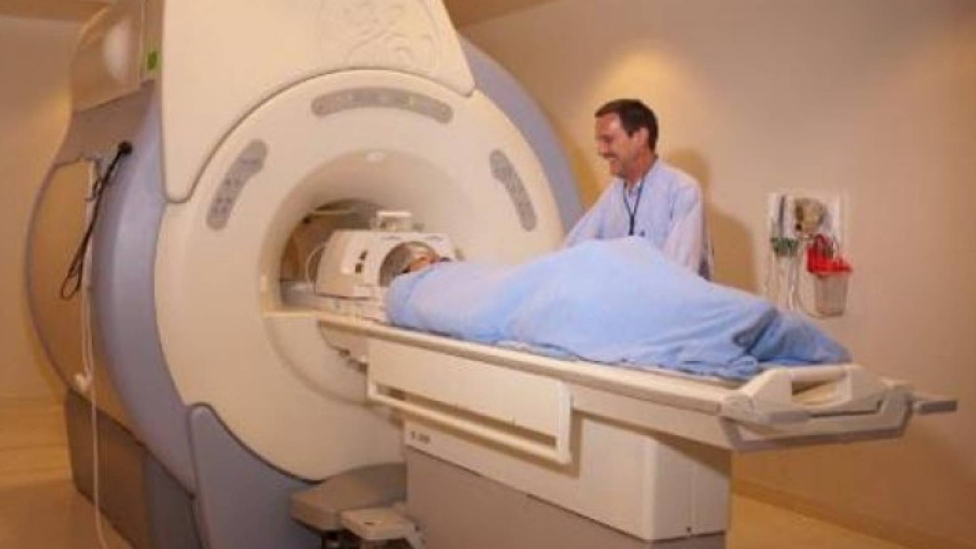 دراسة تثر جدلا قديما عن فحص الثدي بالأشعة 