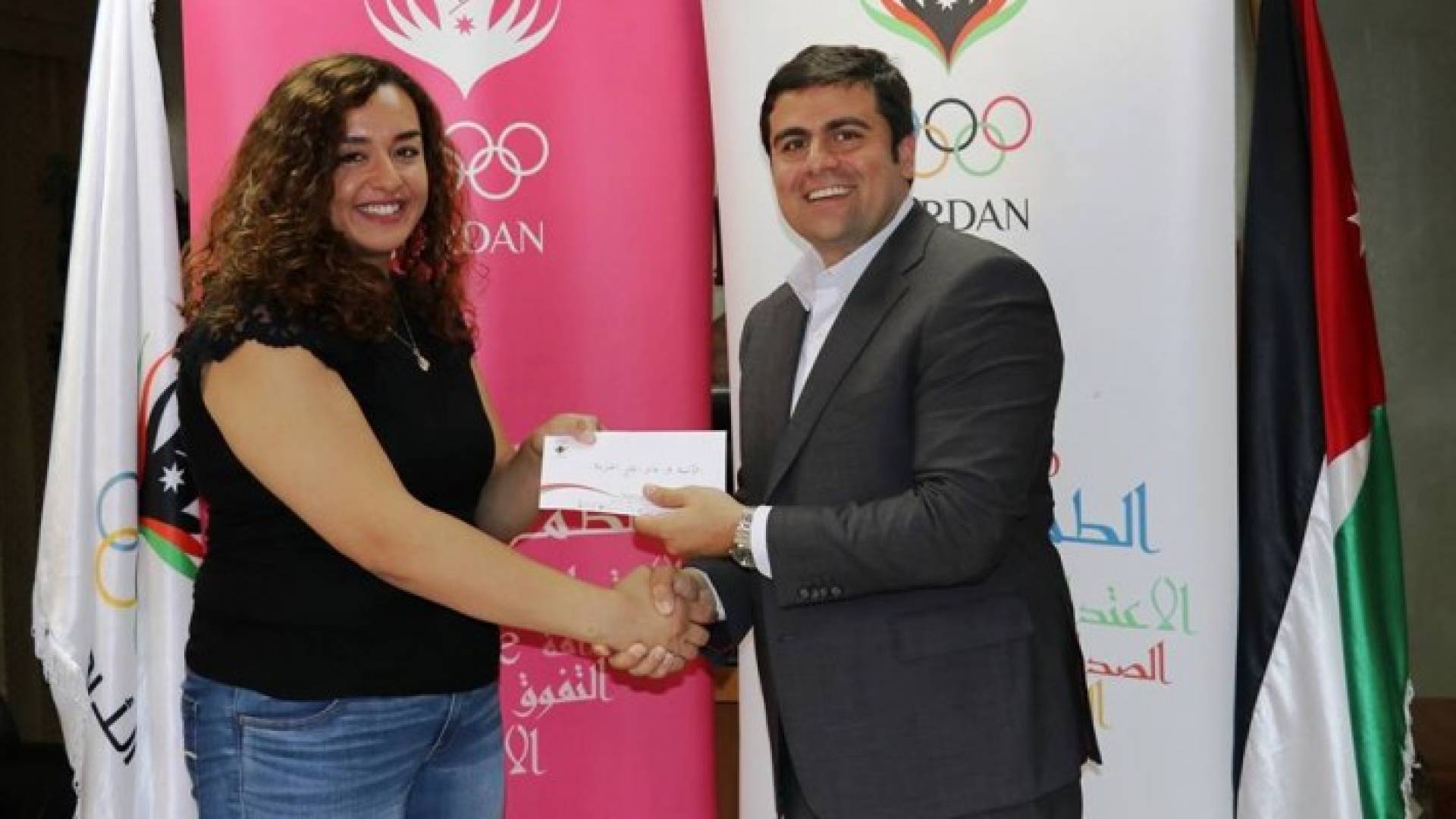 اللجنة الاولمبية تحتفي بانجاز قبج