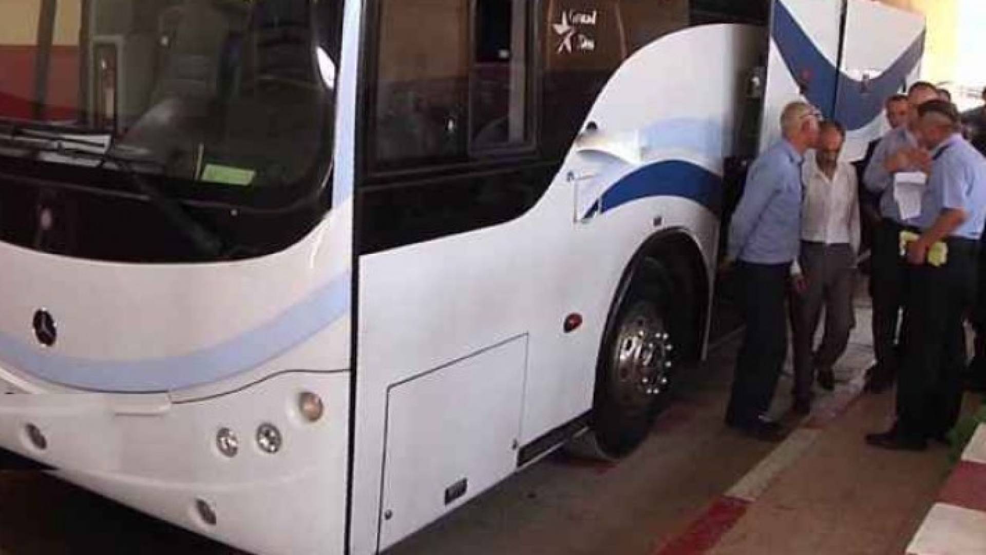 من فحص الحافلات