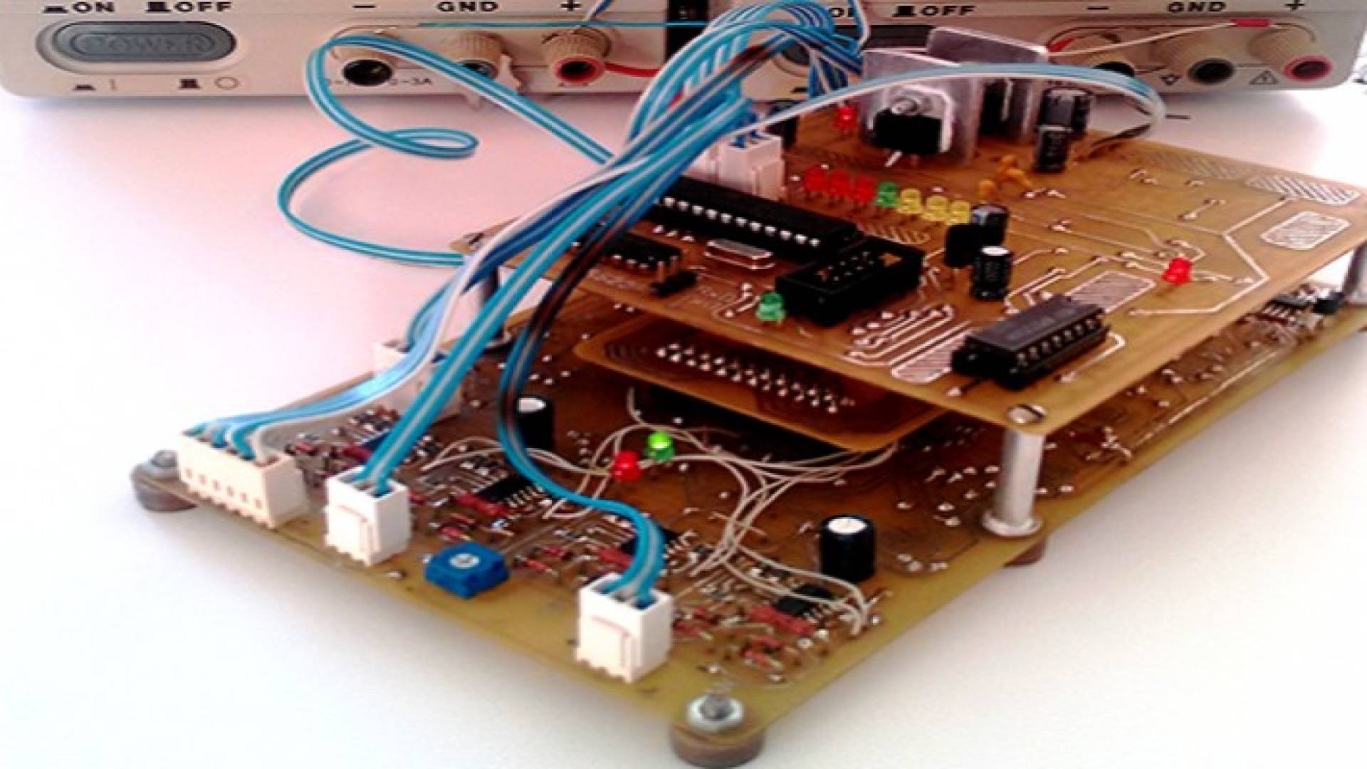 جهاز كمبيوتر هجين