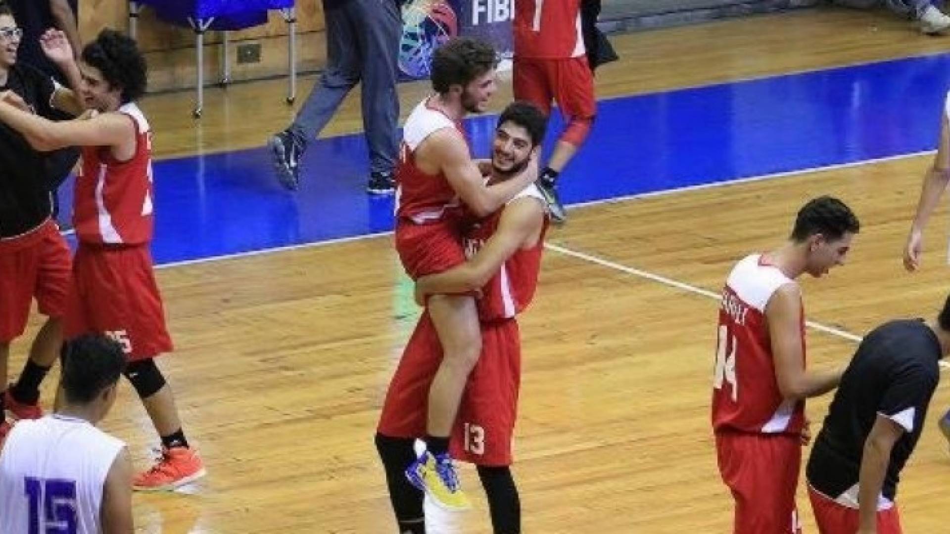 منتخب الناشئين يحقق فوزه الأول ببطولة غرب آسيا لكرة السلة