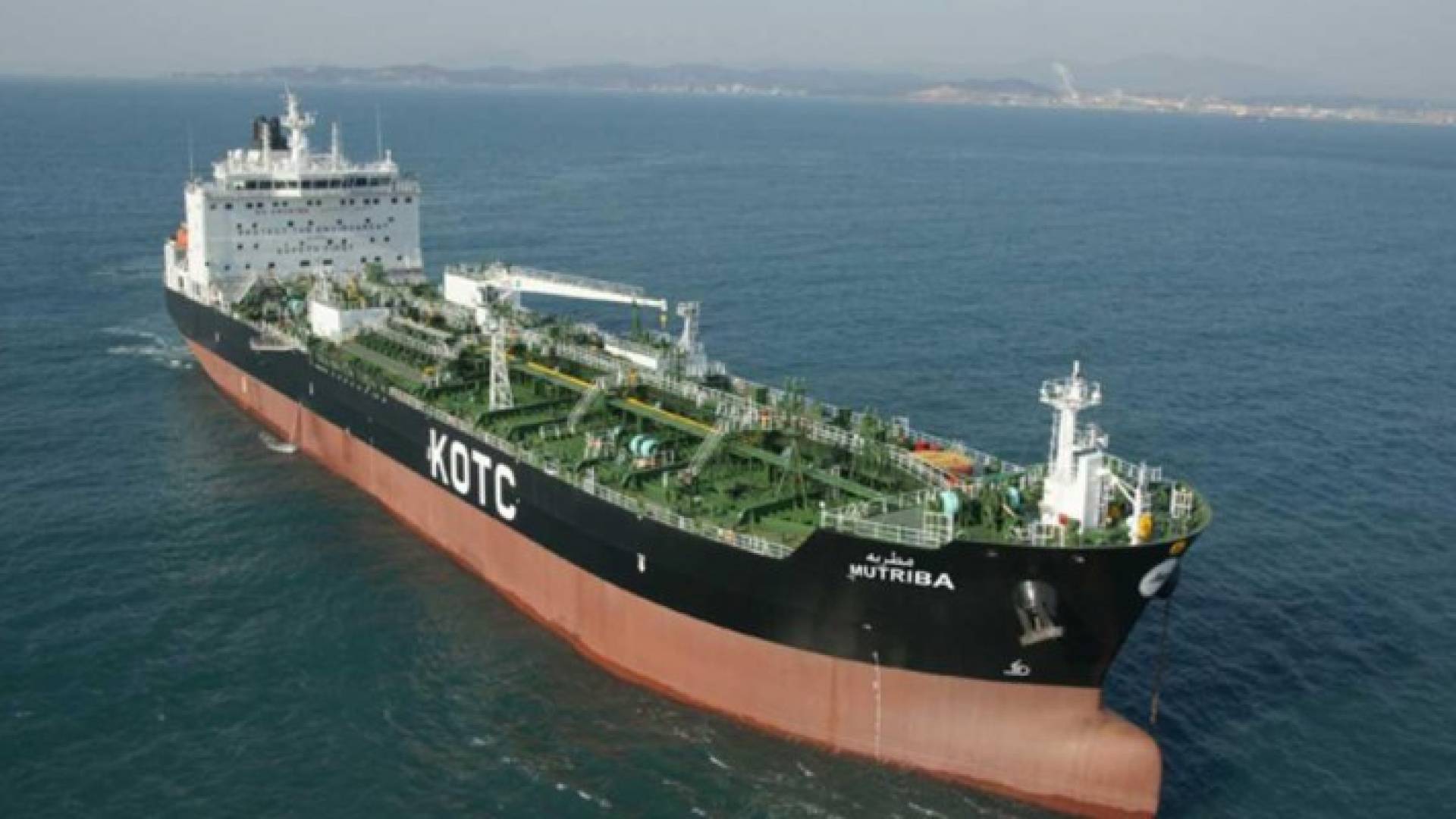 إحدى ناقلات النفط الكويتية