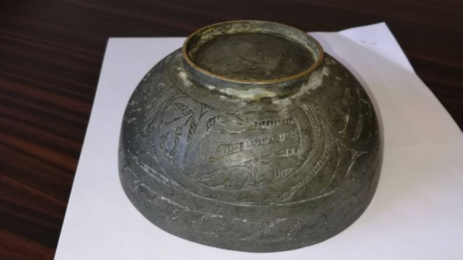 ضبط أربعة أشخاص وبحوزتهم قطع أثريه تاريخية