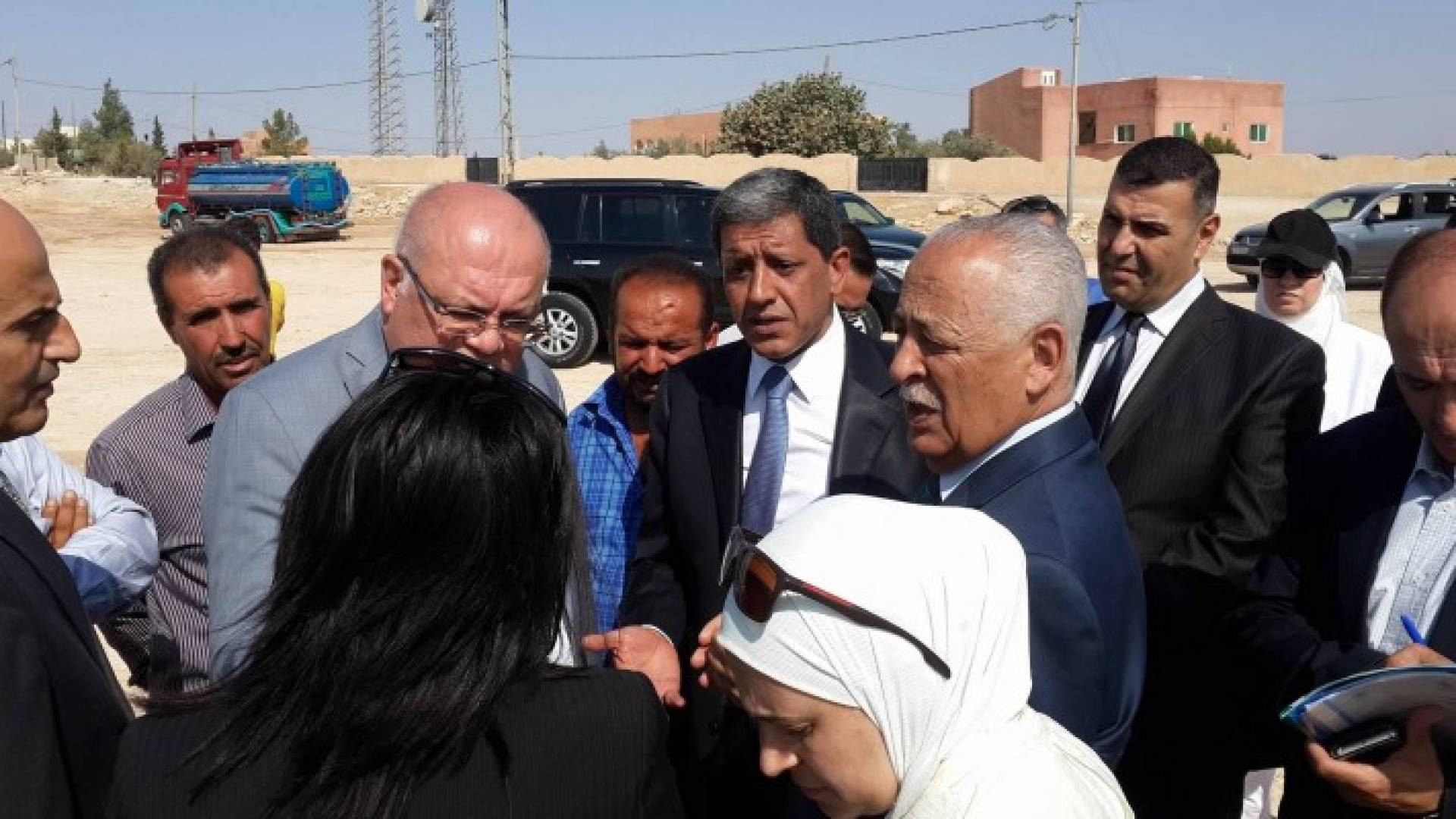 العيسوي وهلسه يتفقدا أعمال البنية التحتية لمدينة مادبا الصناعية