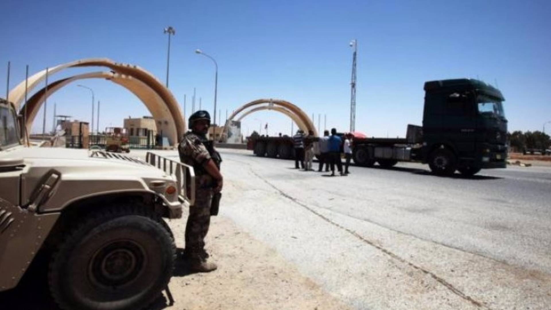 ارشيفية لمعبر طريبيل