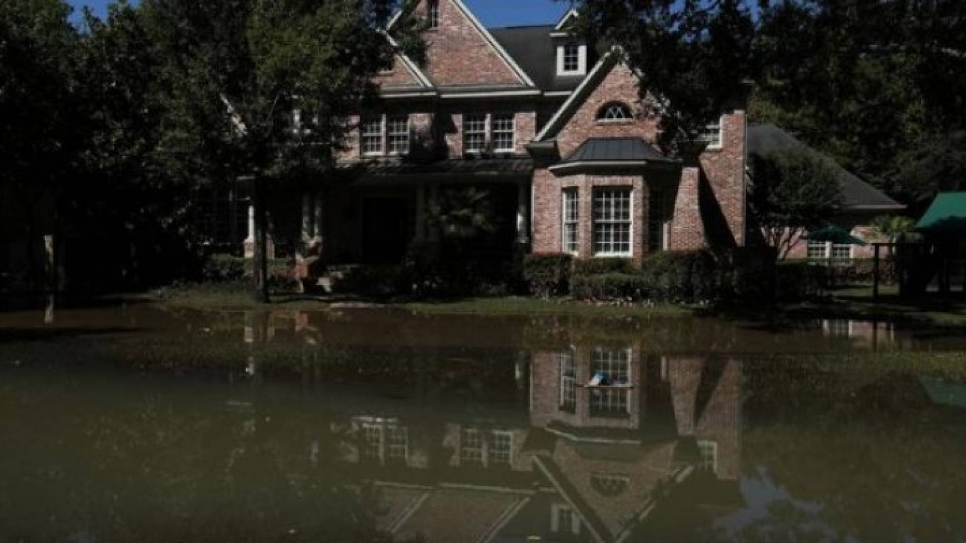 الإعصار هارفي