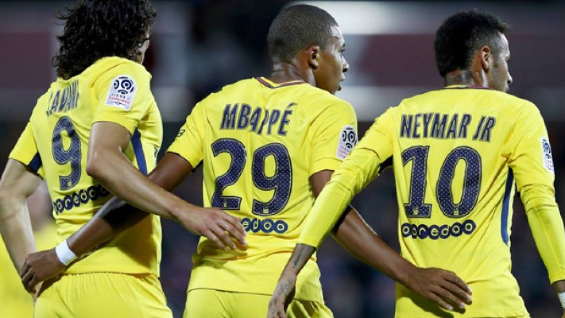 نيمار مبابي وكافاني