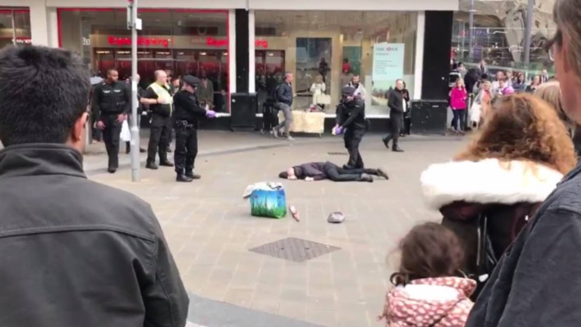 لحظة القبض على الرجل