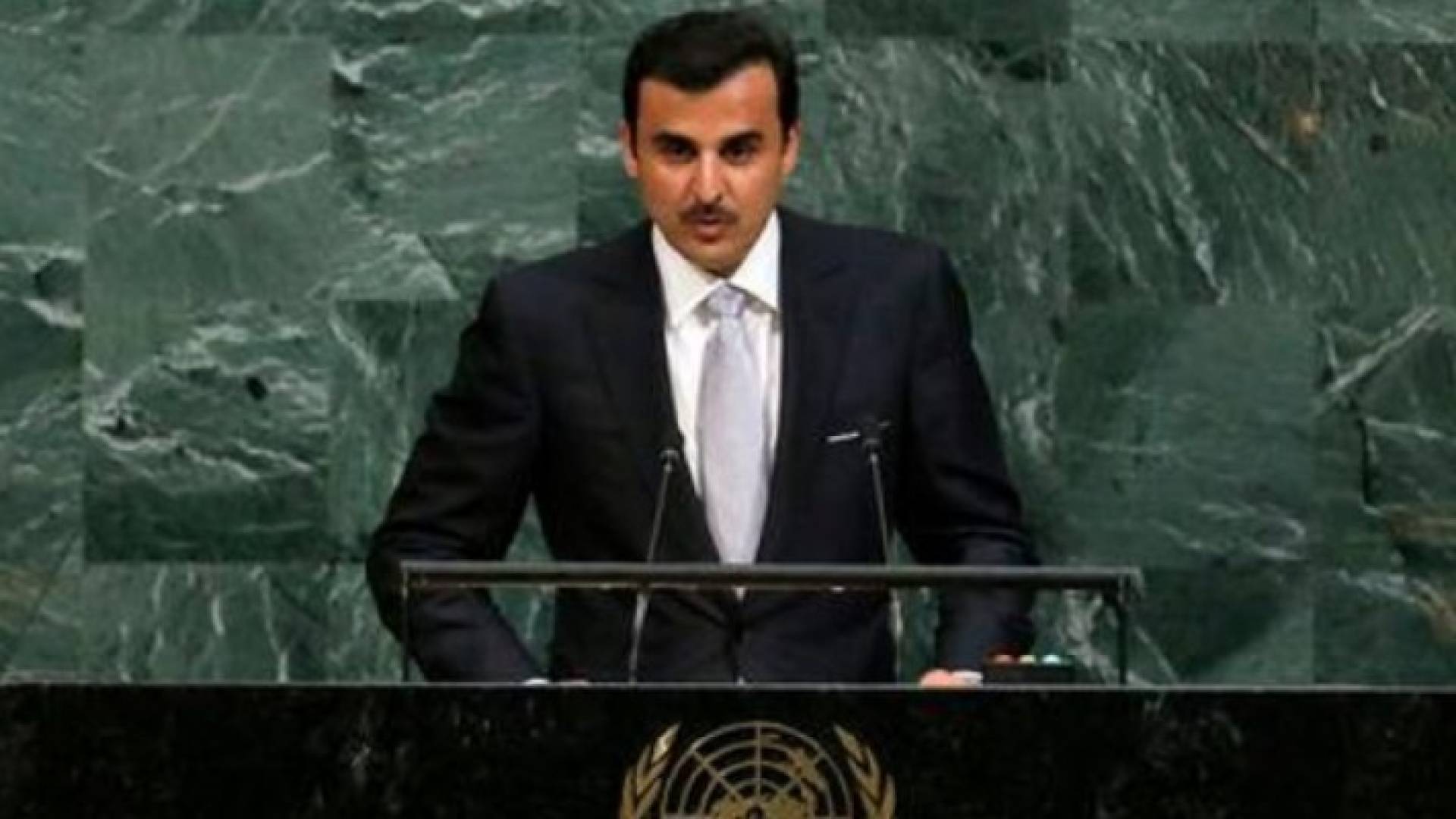 أمير قطر الشيخ تميم بن حمد آل ثاني 