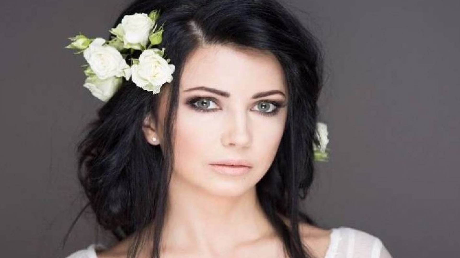 المطربة الأوكرانية الشهيرة ناتاليا دزينكيف