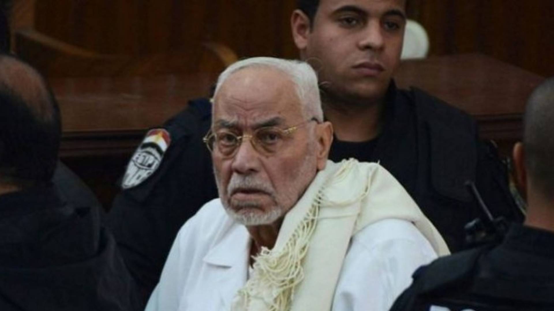 المرشد السابق لجماعة الإخوان المسلمين محمد مهدي عاكف