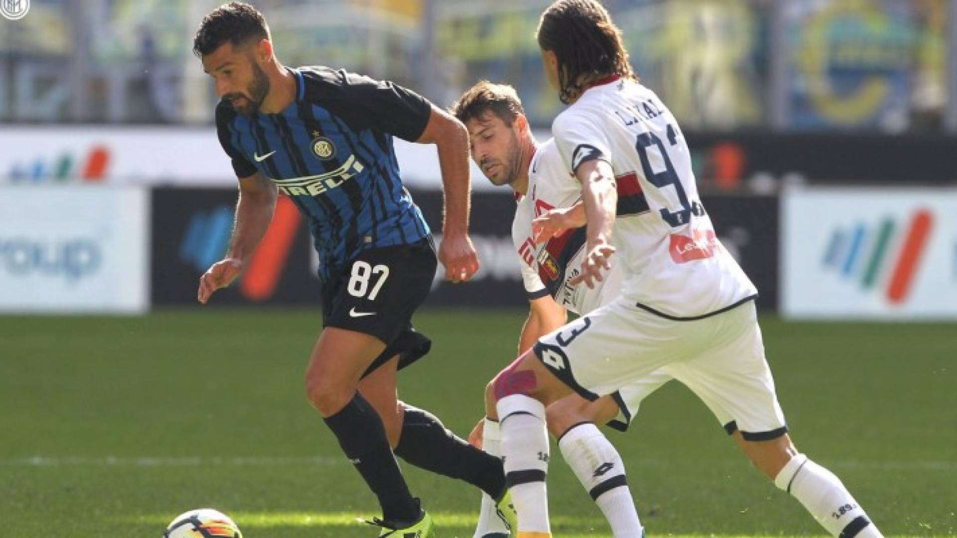 إنتر ميلان يخطف فوزا صعبا على حساب جنوى