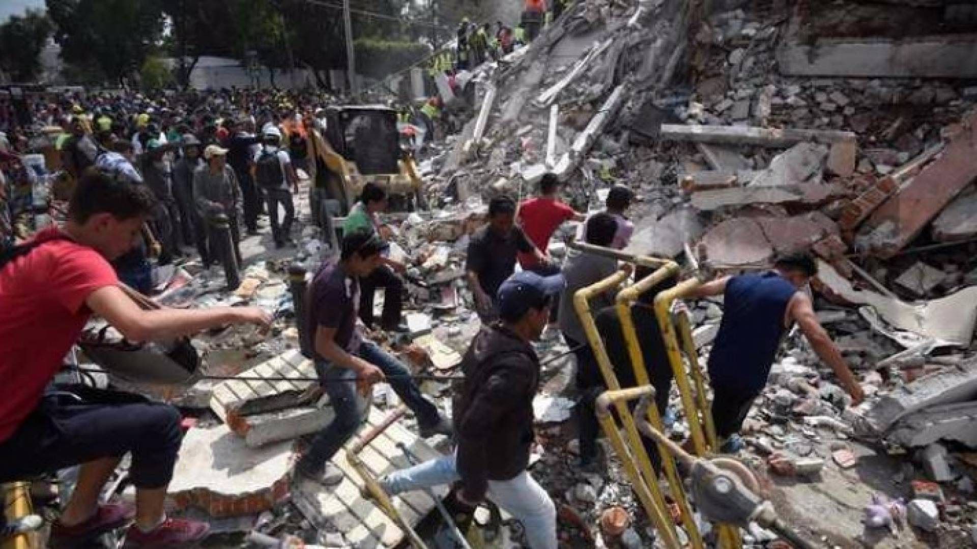 ارتفاع عدد قتلى زلزال المكسيك "المدمر"