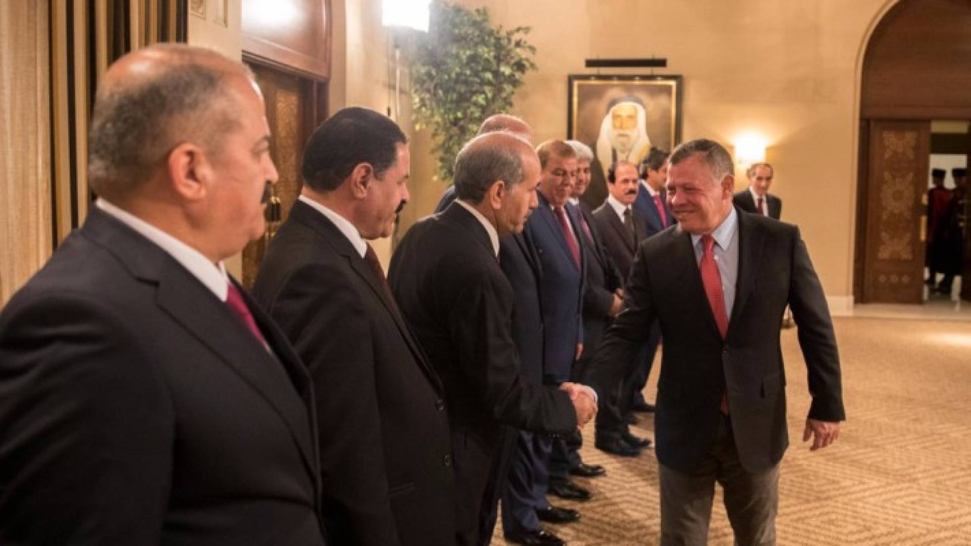 جلالة الملك عبدالله الثاني يلتقي المحافظين 