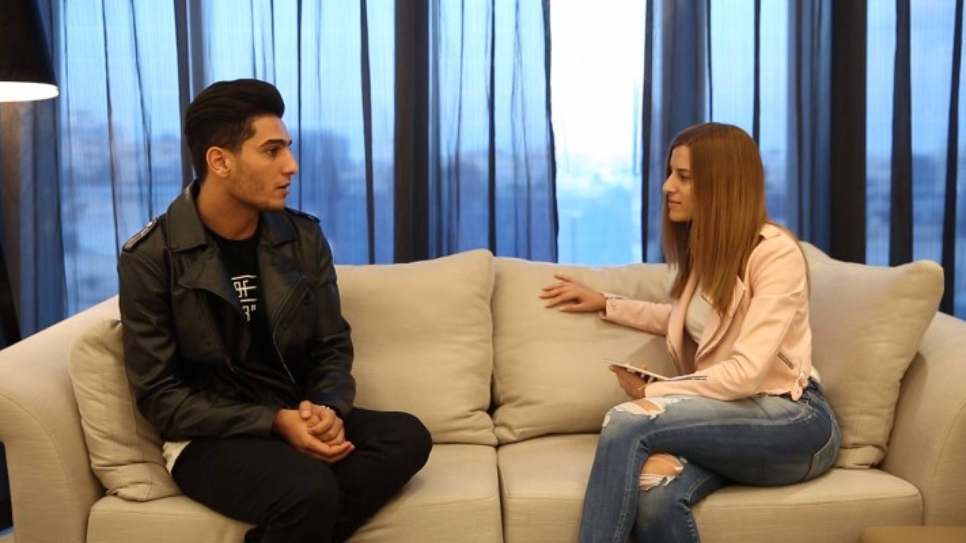 جانب من المقابلة 