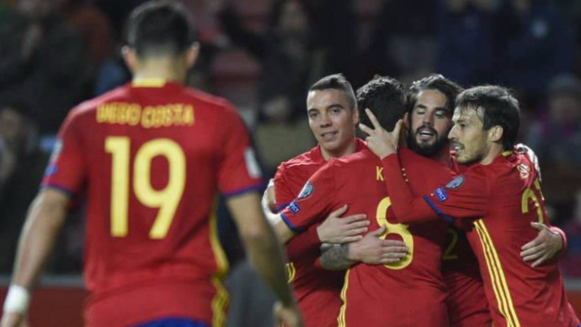 برشلونة قد يتسبب بإبعاد إسبانيا من مونديال روسيا