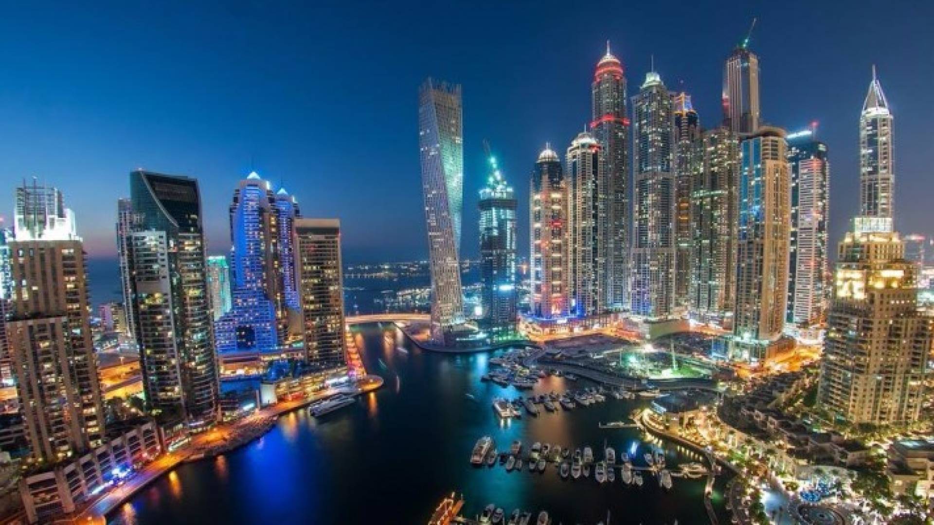 مدينة دبي الاماراتية