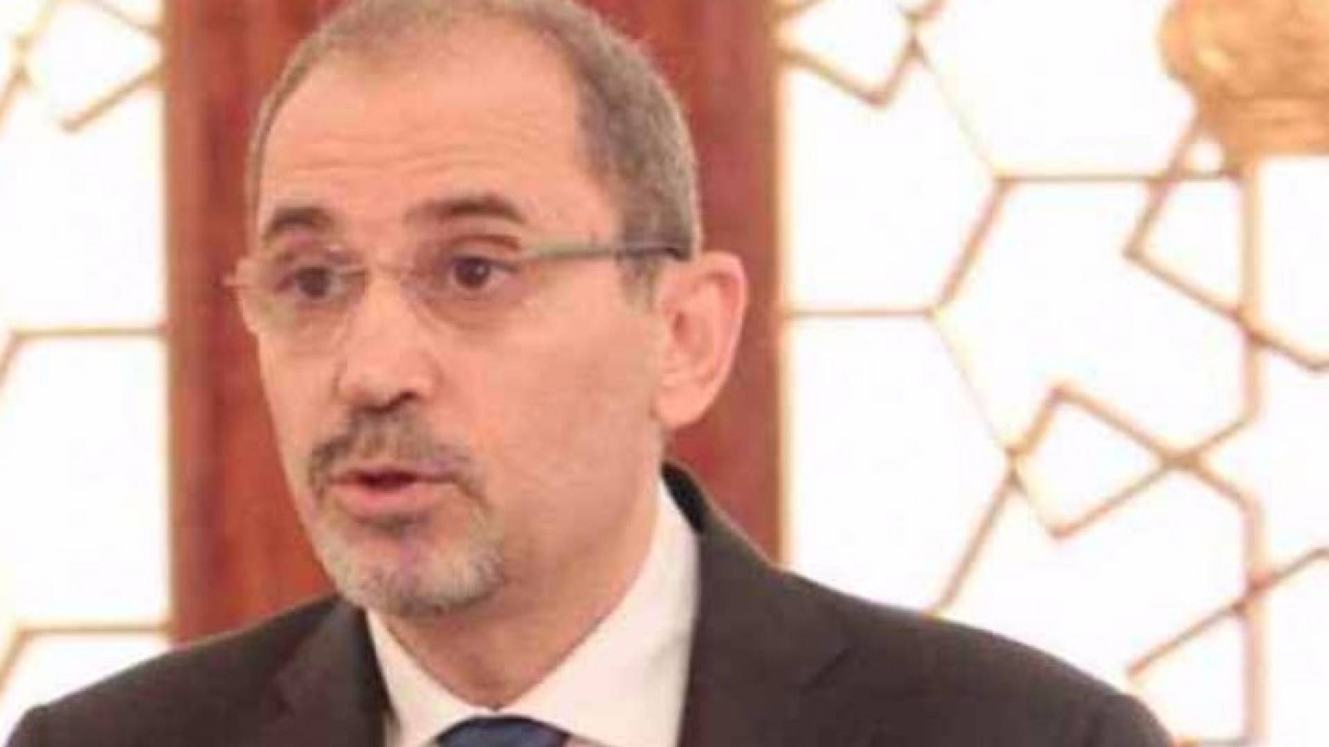 الصفدي يبحث هاتفيا مع المالكي جهود إعادة إطلاق المحادثات الفلسطينية الإسرائيلية