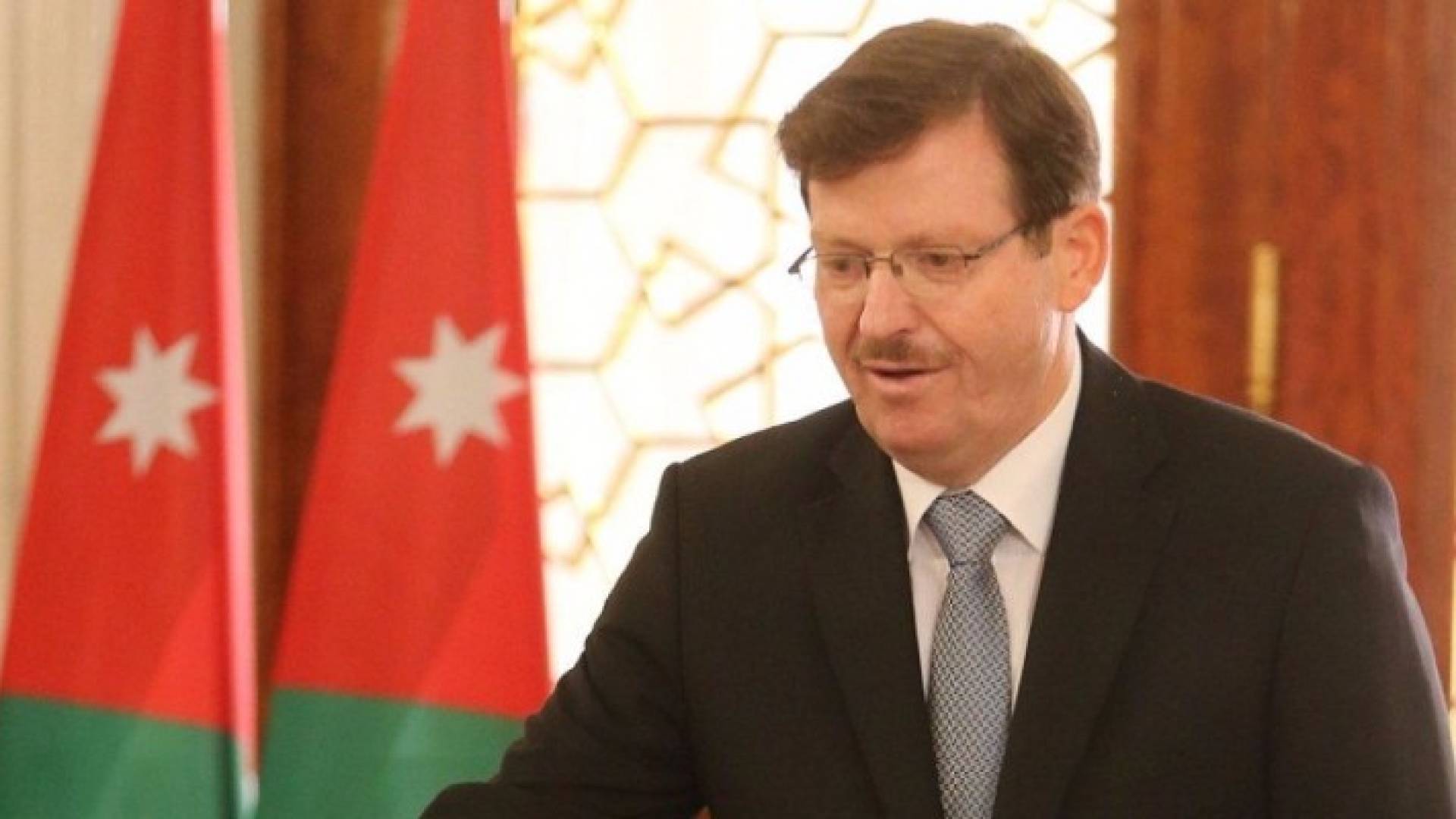 وزير الصحة الدكتور محمود الشياب