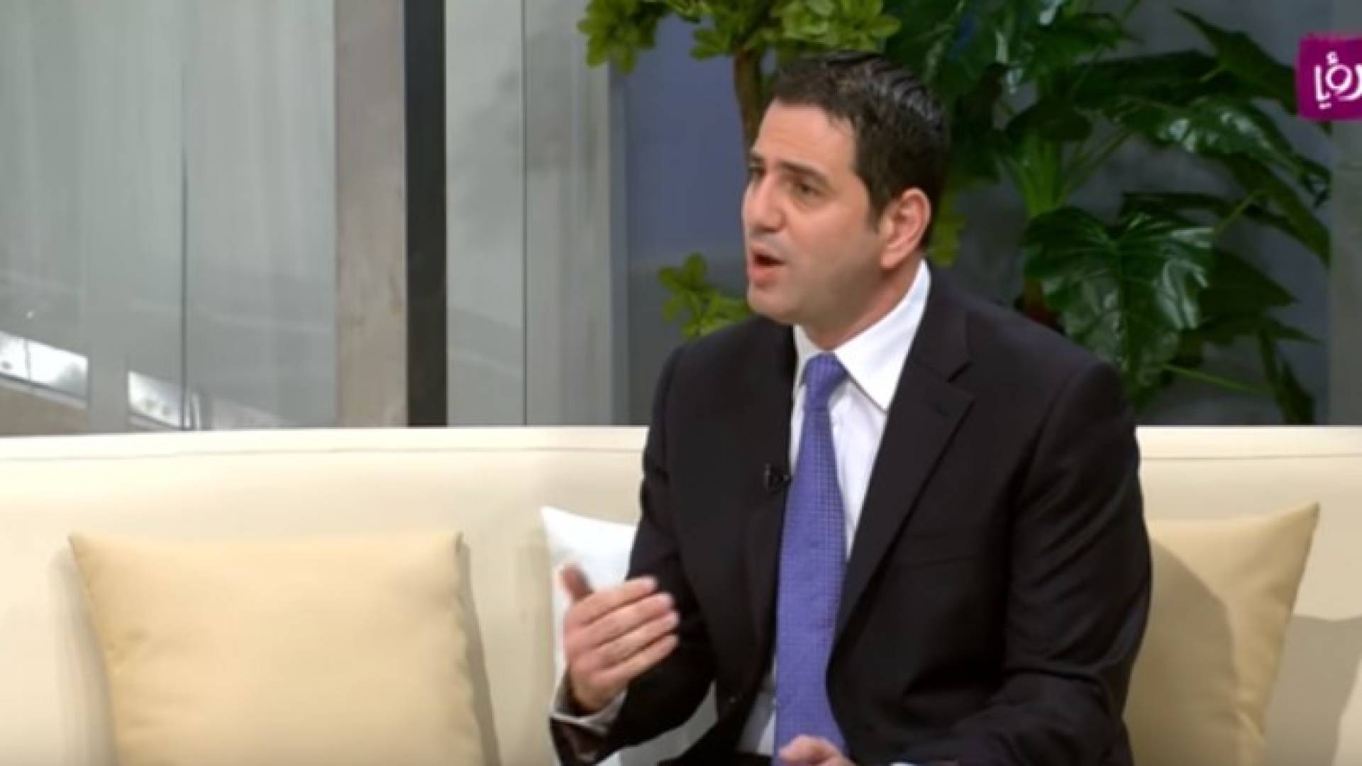 الدكتور محمد رشيد - استشاري امراض الجهاز الهضمي والكبد 